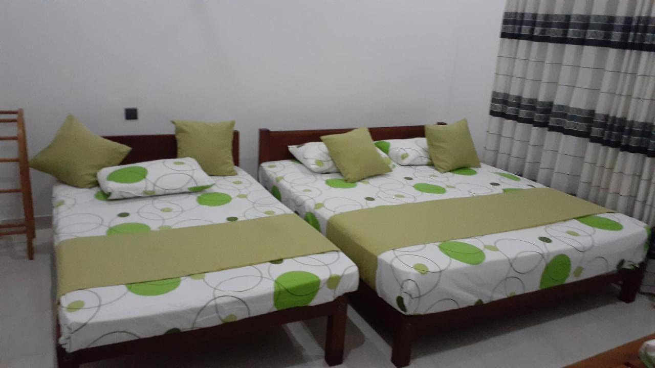 Ever Green Villa Negombo Exterior photo