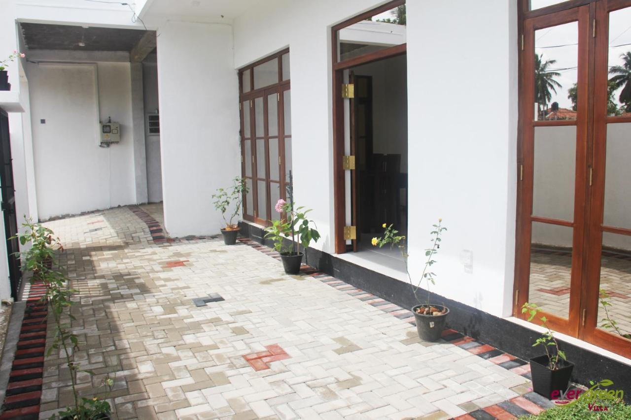 Ever Green Villa Negombo Exterior photo
