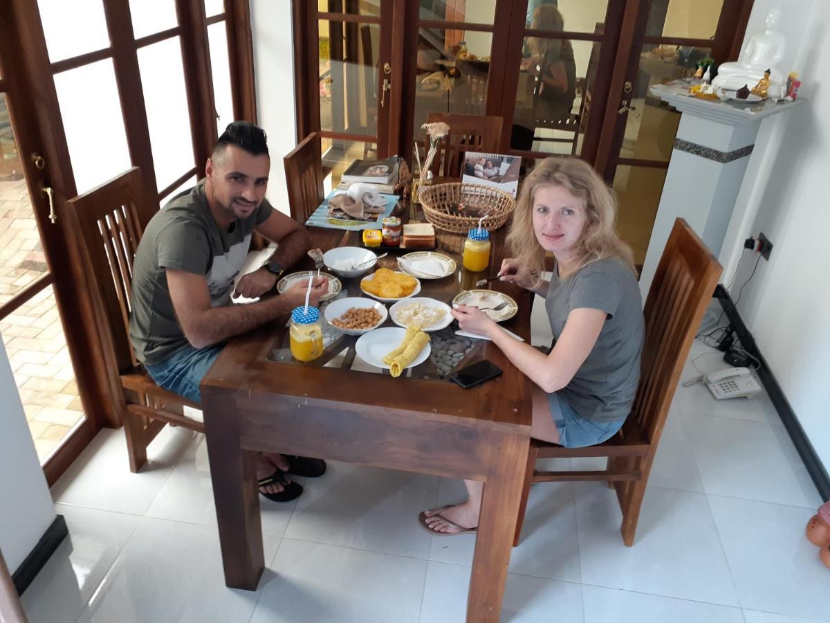 Ever Green Villa Negombo Exterior photo